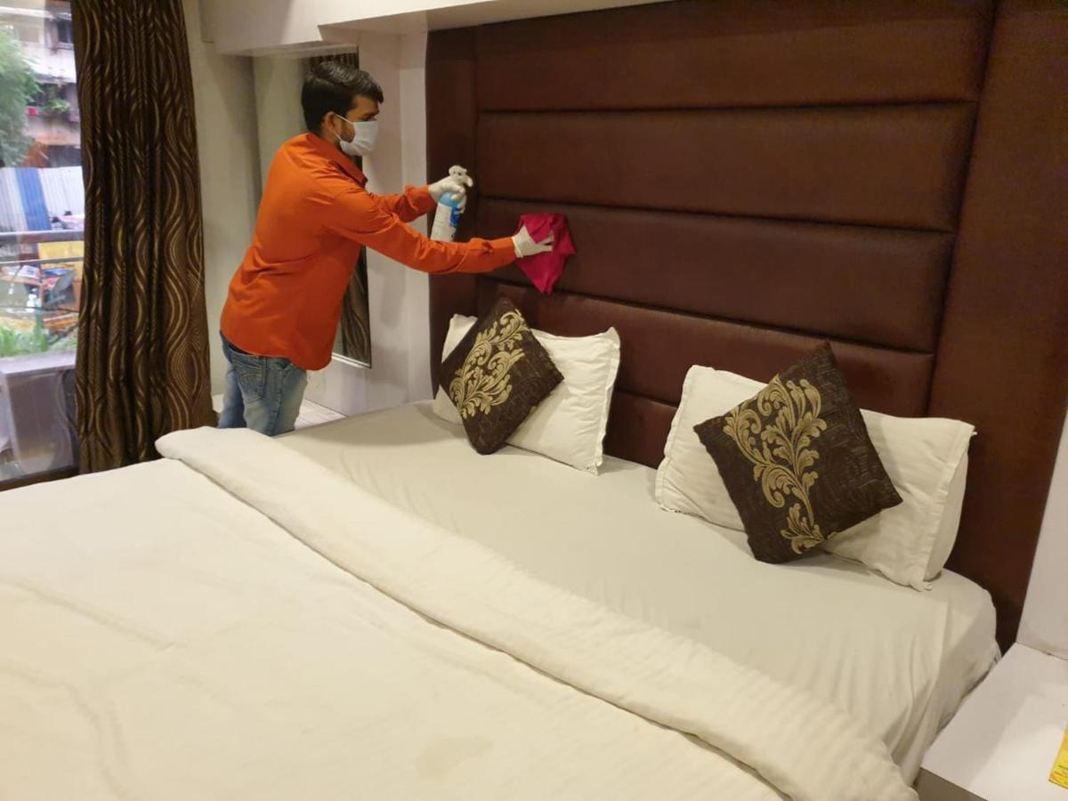 Hotel Alibaba มุมไบ ภายนอก รูปภาพ