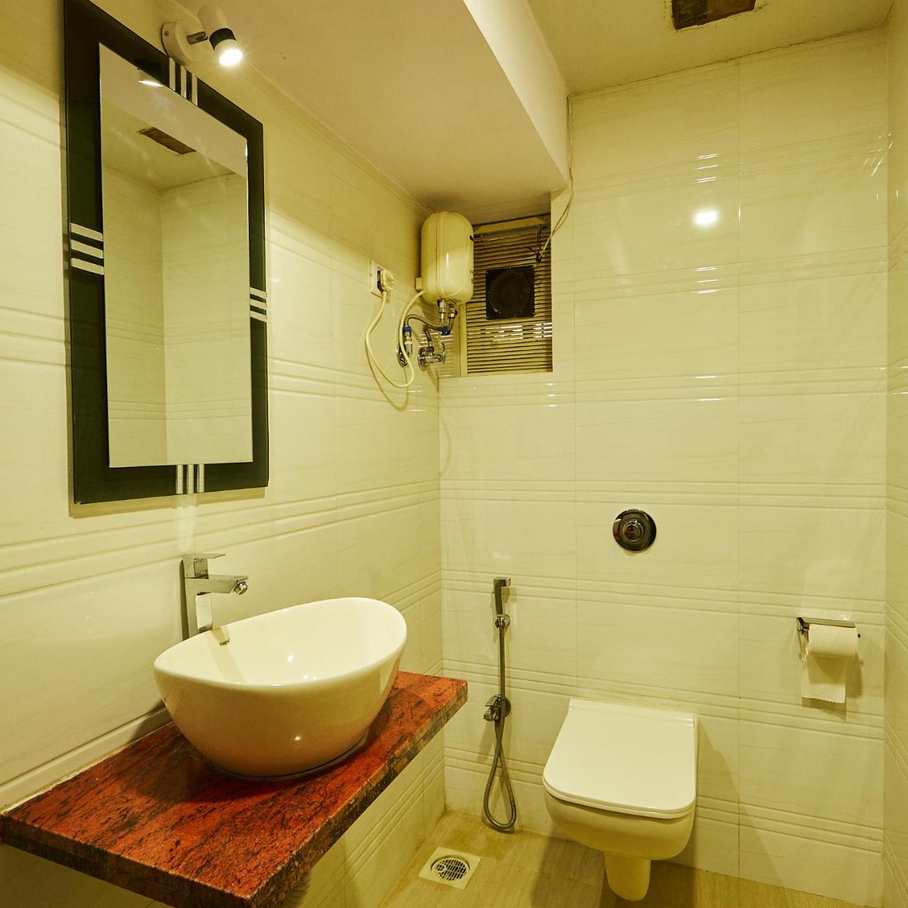 Hotel Alibaba มุมไบ ภายนอก รูปภาพ