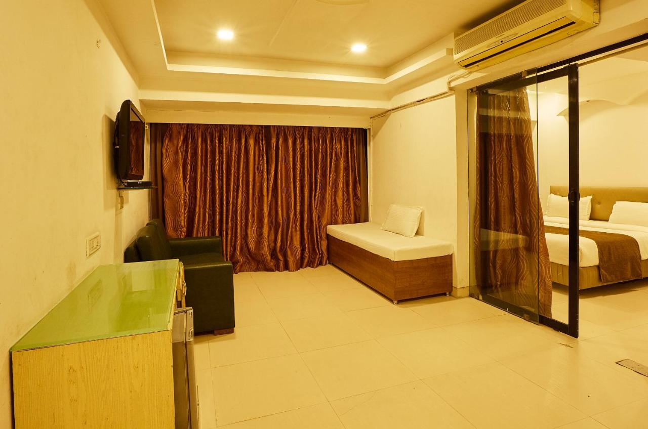 Hotel Alibaba มุมไบ ภายนอก รูปภาพ