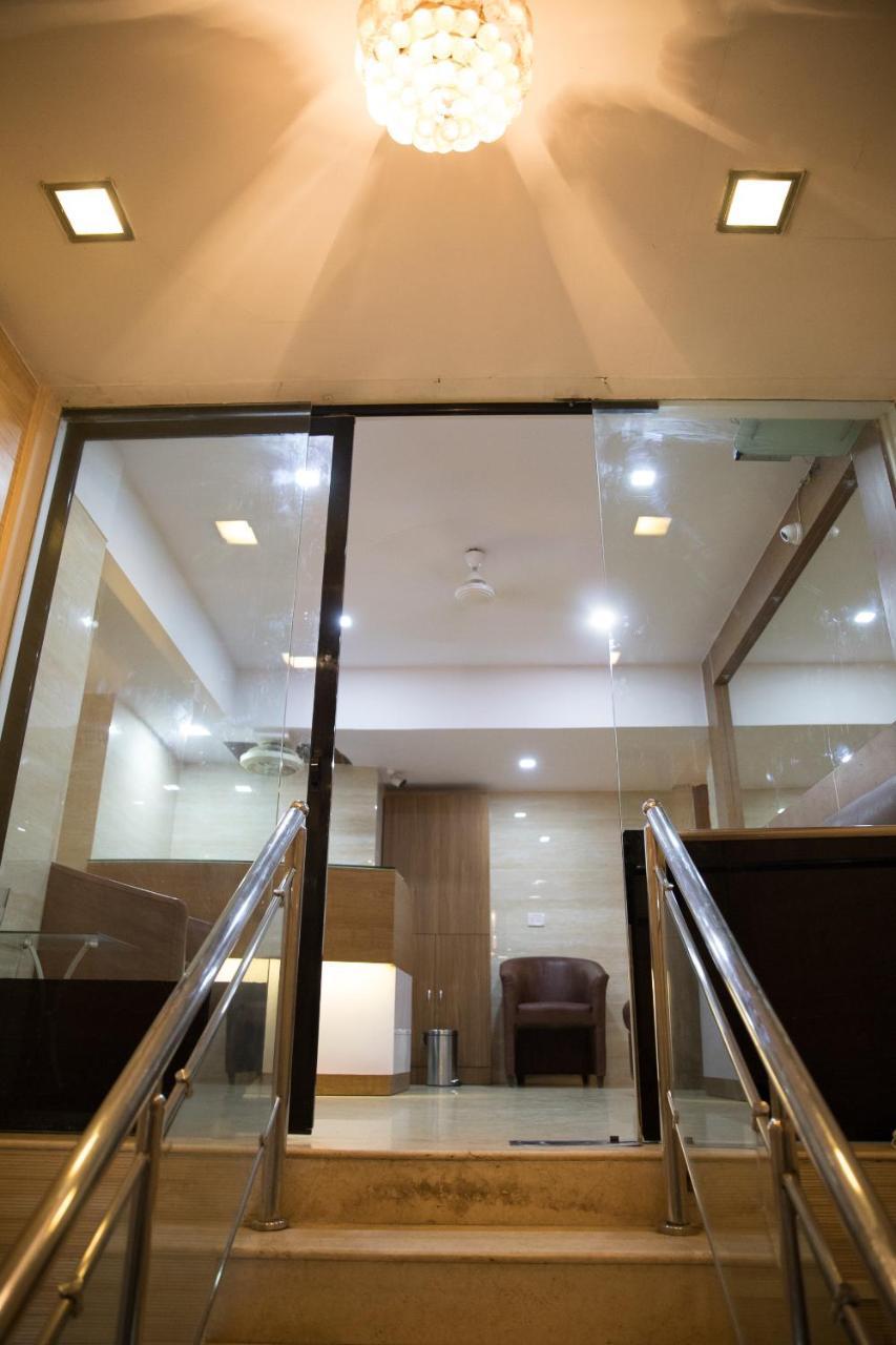 Hotel Alibaba มุมไบ ภายนอก รูปภาพ